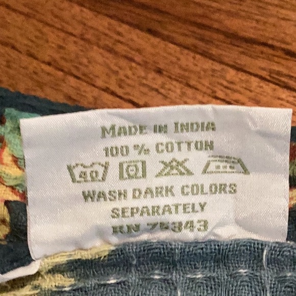 April Cornell Kitchen Towels - set of 3 - Picture 6 of 6